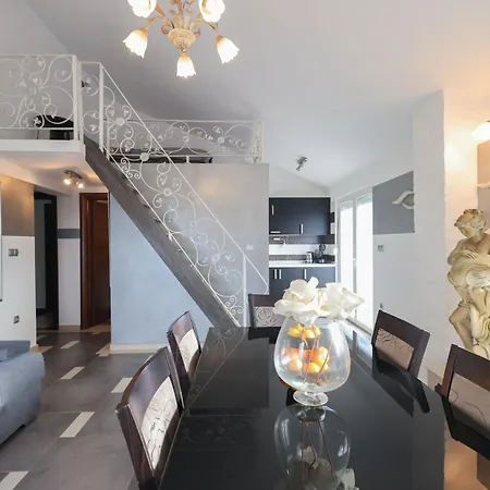 Apartment Eni