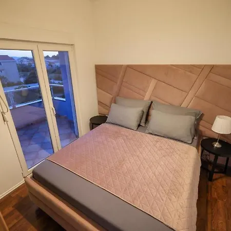 Eni Apartment