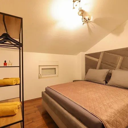 Apartment Eni Bibinje