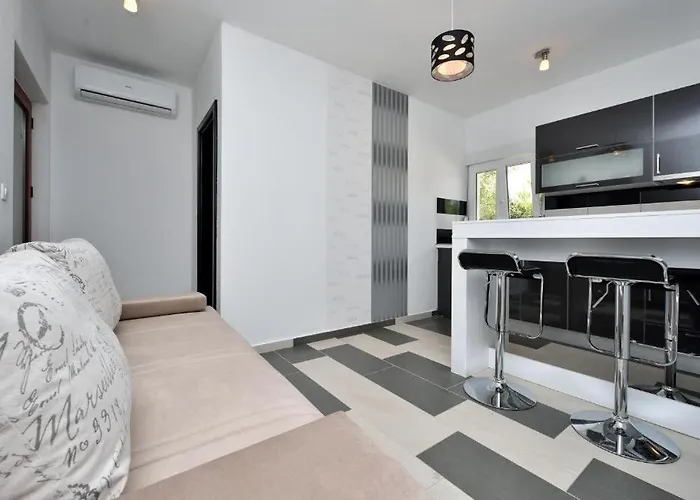 Eni Apartamento Bibinje